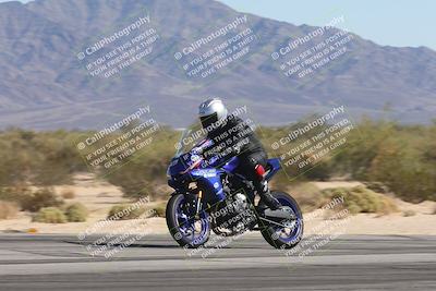 media/Oct-30-2025-Racers Edge (Thu) [[dabbdaf680]]/3-B Group/Session 4 (Turn 9 Side)/